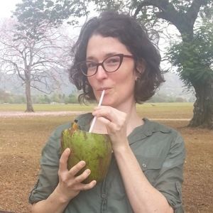 Meet your Posher, Caitlin